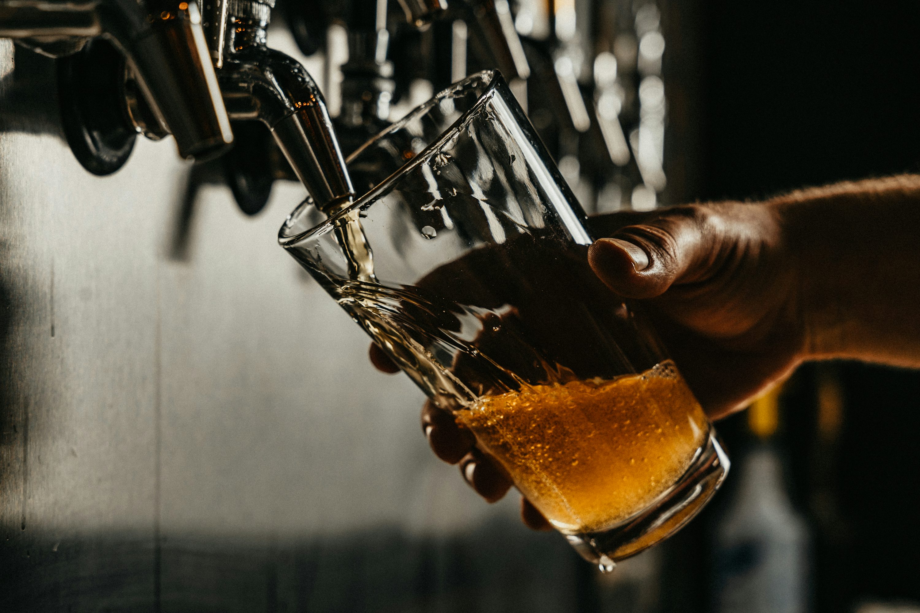 The Rise of Mindful Drinking: How Non-Alcoholic Beer is Changing the Game